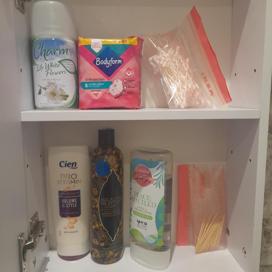 Self-Contained Flat On The 2Nd Floor You Will Share With One Other Guest, In A Family House 2 Minutes Walk From Tufnell Park Station 2Nd Floor With Stairs London Bagian luar foto